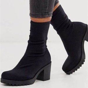 Vagabond Grace glove boot in black, size 38